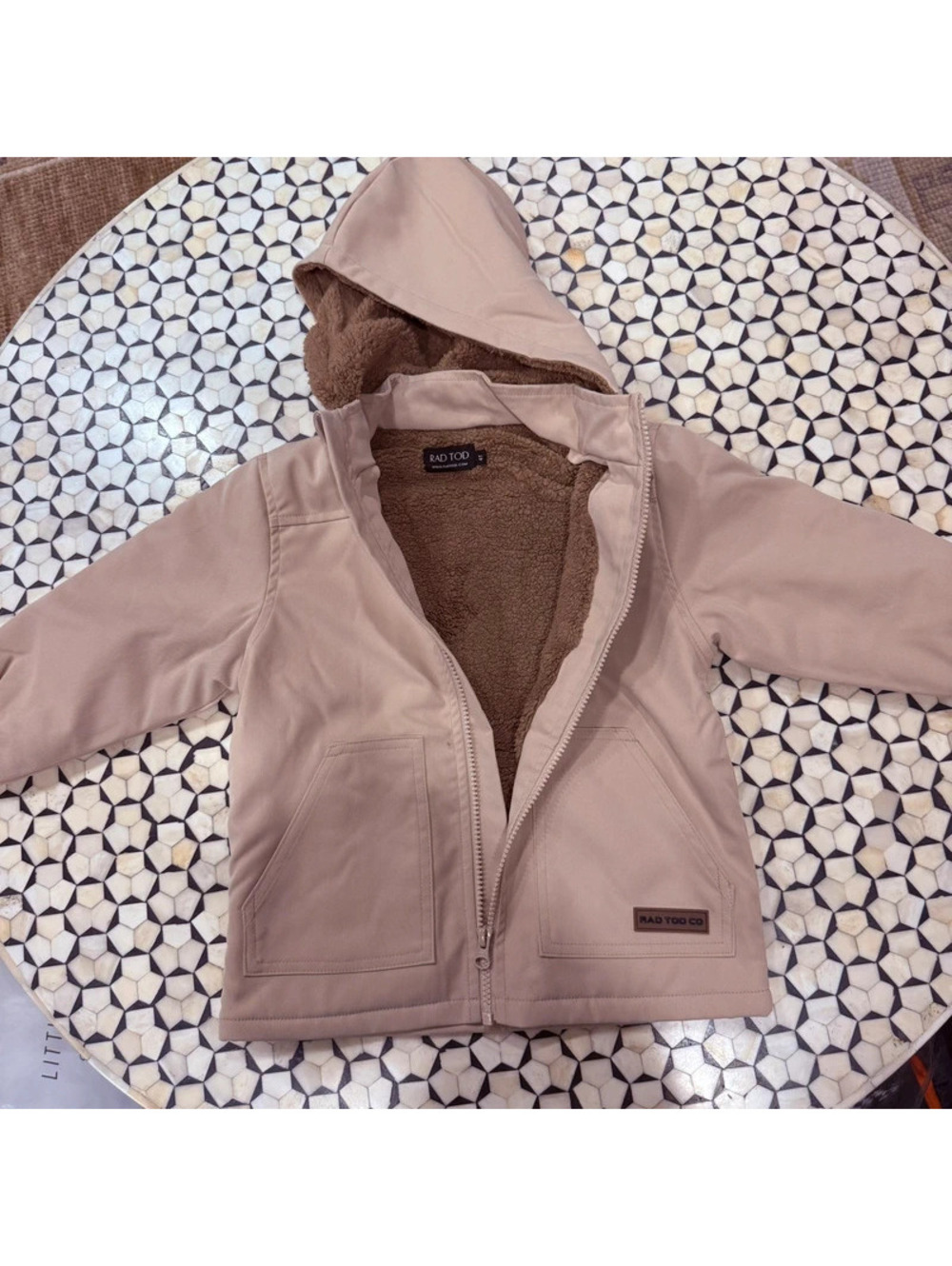 Rad Tod removable hoodie banks jacket beige